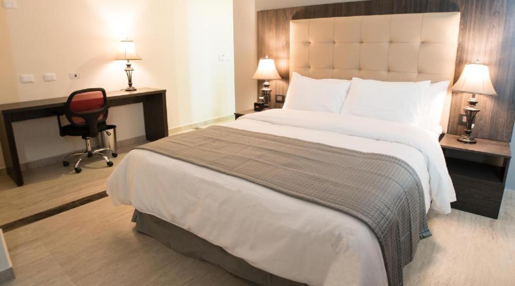 Hotel Hr Amada Cúcuta Extérieur photo