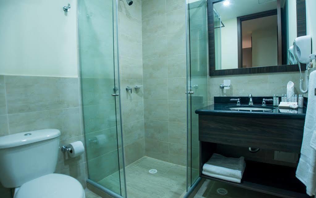 Hotel Hr Amada Cúcuta Extérieur photo